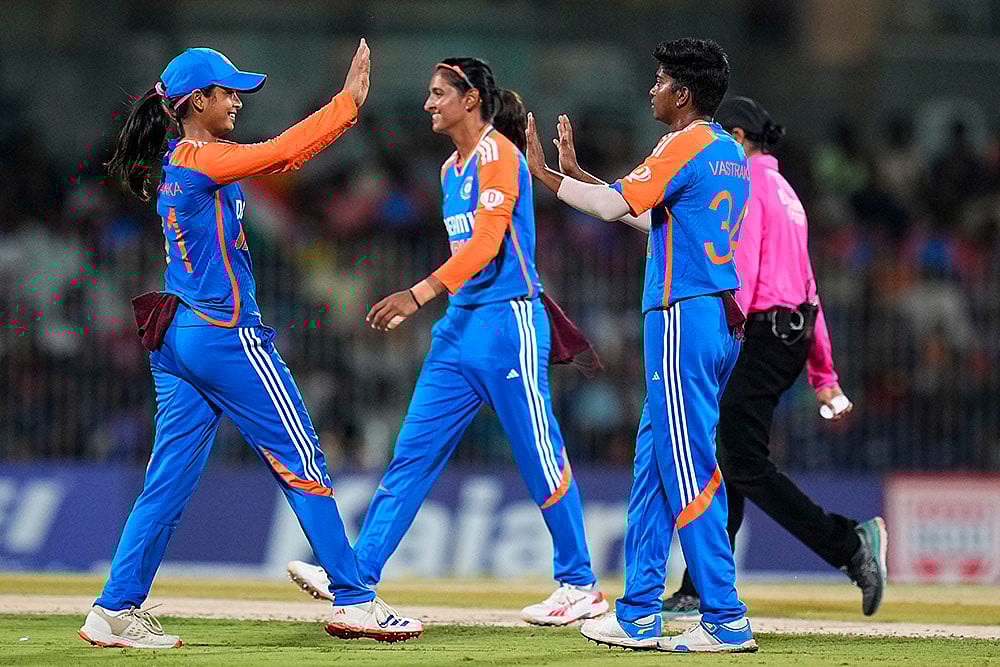 | Photo: PTI/R Senthilkumar : Pooja Vastrakar celebrates wicket of Laura Wolvaardt 